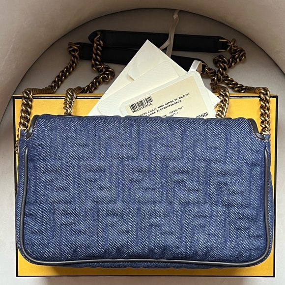 ❌SOLD❌ NEW FENDI Denim Medium Midi Baguette with Zucca print interior Crossbody - Picture 9 of 11